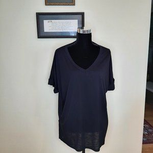 B!B! Lightweight V-neck Tunic NWOT